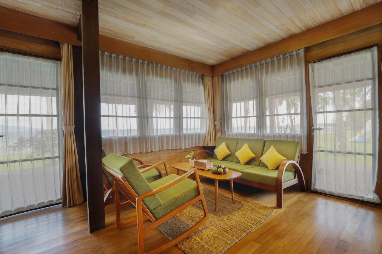 Villa So Long Banyuwangi - Ijen Экстерьер фото